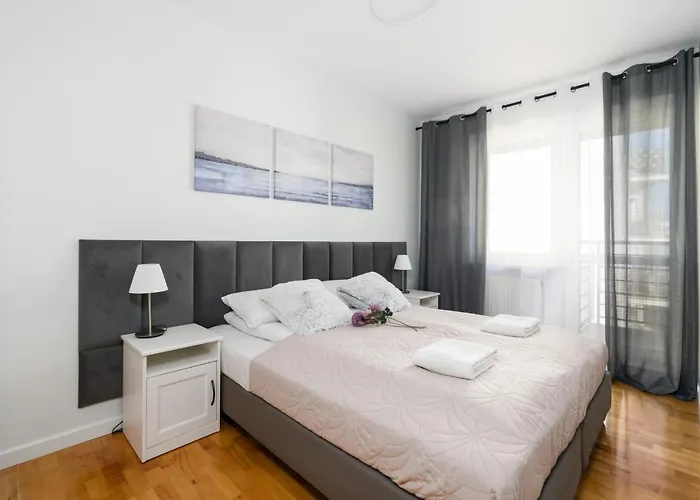 Poznań Apartment Katowicka by Renters